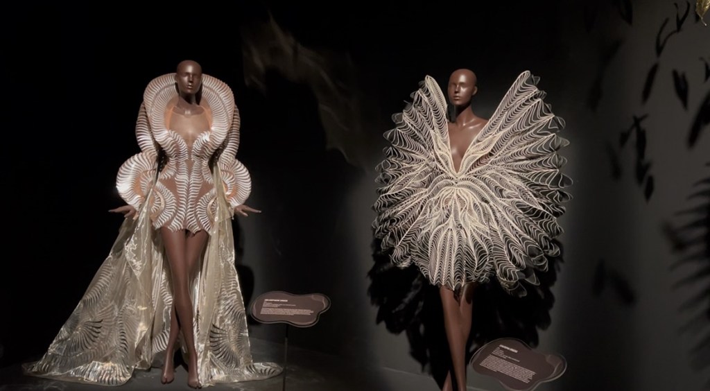 Iris van Herpen: Sculpting the Senses – A Fusion of Fashion, Art &&nbsp;Science